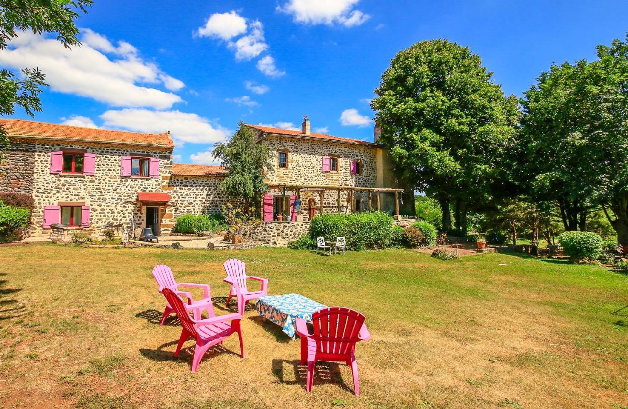 Bed and Breakfast Domaine De Bauzit Vals-pres-le-Puy Exterior foto